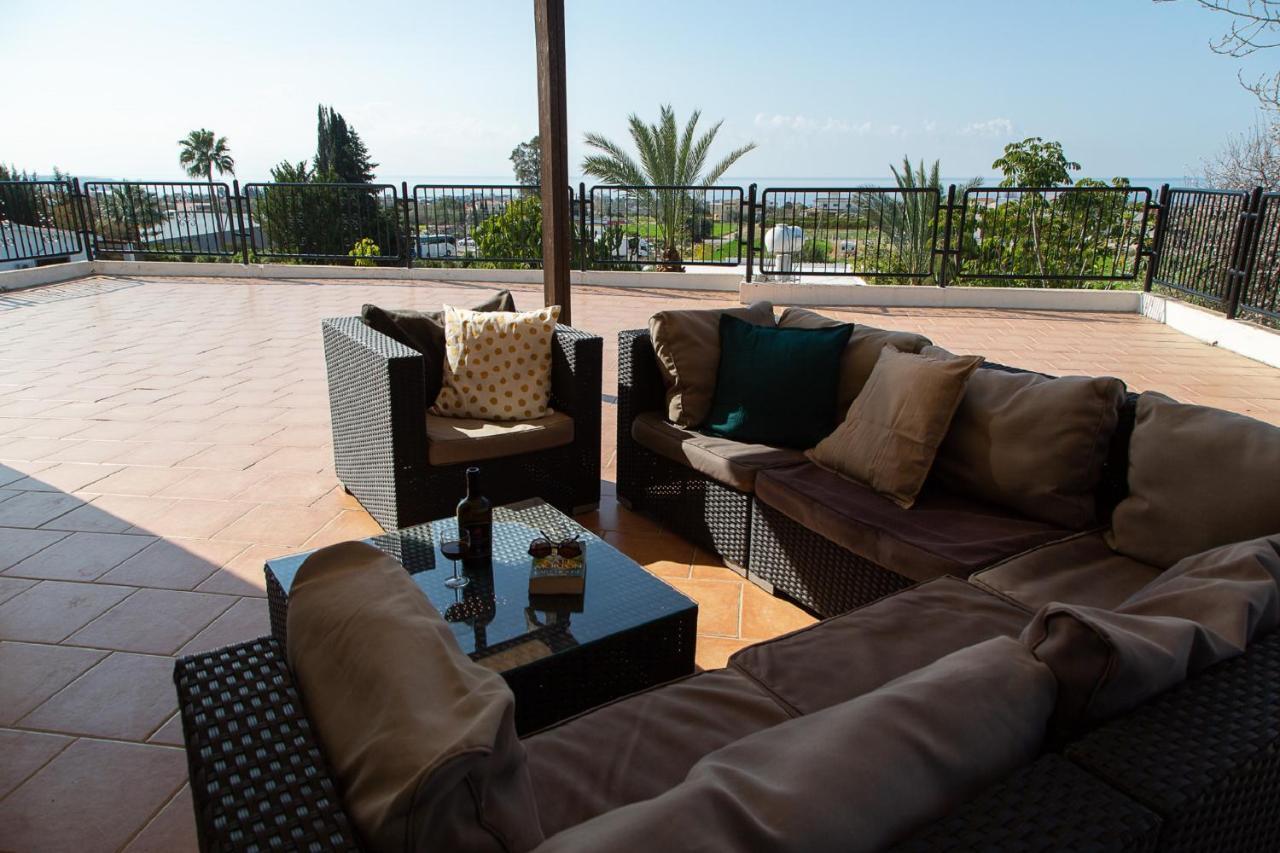 Coral Bay Sunkiss Villa Exteriör bild